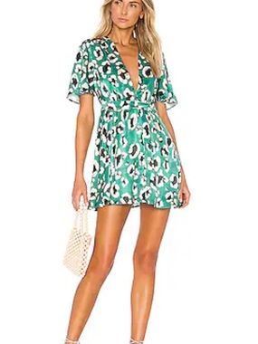 House of Harlow Green Leopard Print V-Neck button up size medium